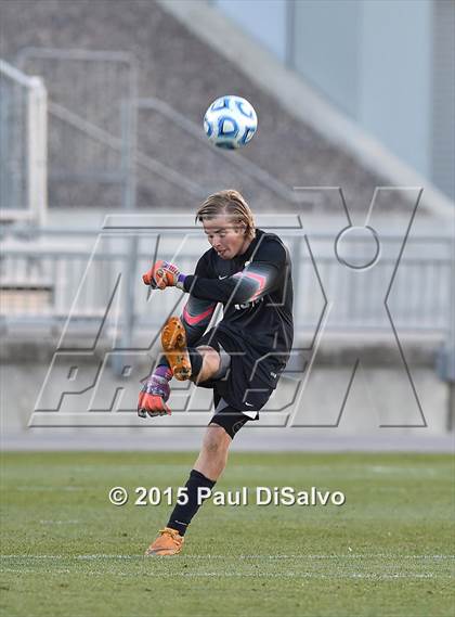 Thumbnail 1 in Mountain Vista vs. Broomfield (CHSAA 5A Final) photogallery.