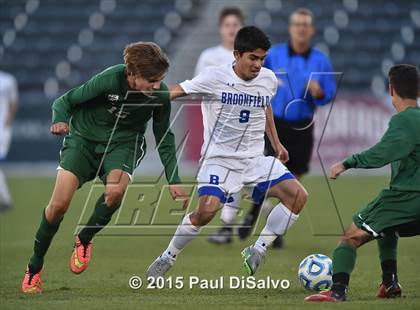 Thumbnail 2 in Mountain Vista vs. Broomfield (CHSAA 5A Final) photogallery.