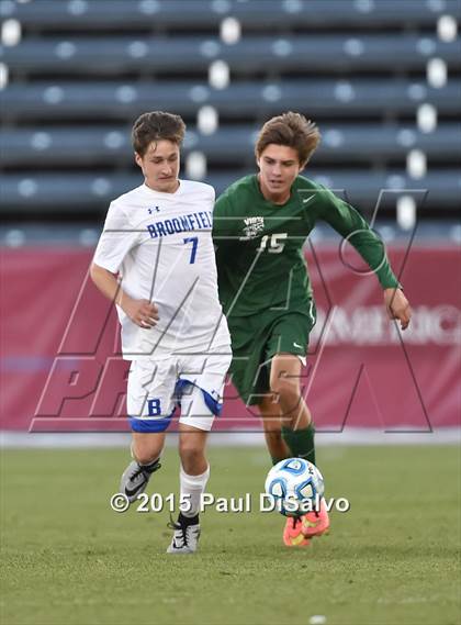 Thumbnail 2 in Mountain Vista vs. Broomfield (CHSAA 5A Final) photogallery.