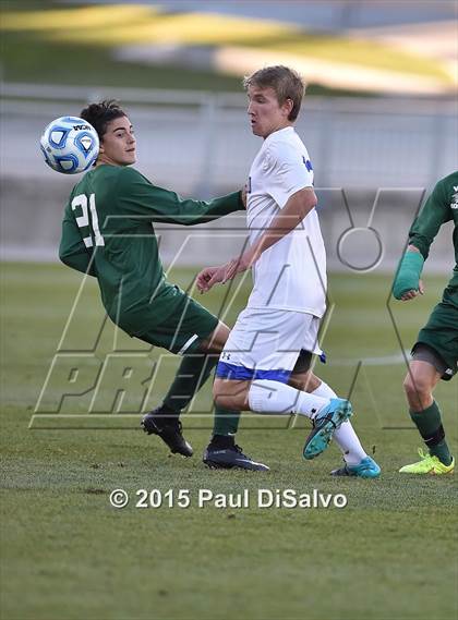 Thumbnail 2 in Mountain Vista vs. Broomfield (CHSAA 5A Final) photogallery.