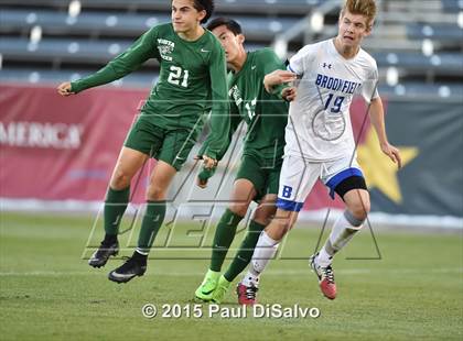 Thumbnail 2 in Mountain Vista vs. Broomfield (CHSAA 5A Final) photogallery.