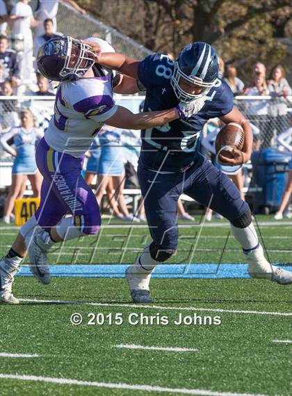Thumbnail 2 in Mater Dei vs. Taylorville (IHSA 4A Quarterfinal) photogallery.