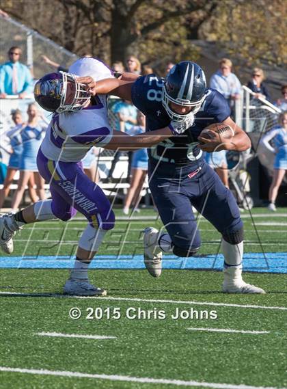 Thumbnail 3 in Mater Dei vs. Taylorville (IHSA 4A Quarterfinal) photogallery.