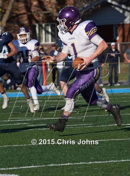 Thumbnail 3 in Mater Dei vs. Taylorville (IHSA 4A Quarterfinal) photogallery.