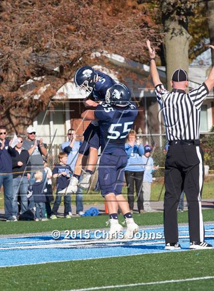 Thumbnail 2 in Mater Dei vs. Taylorville (IHSA 4A Quarterfinal) photogallery.