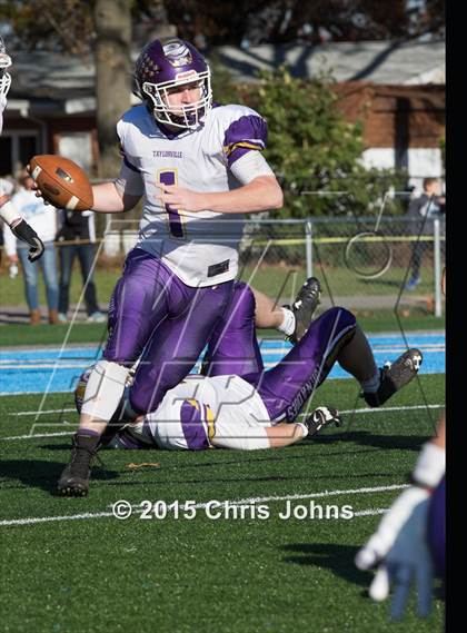 Thumbnail 3 in Mater Dei vs. Taylorville (IHSA 4A Quarterfinal) photogallery.