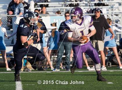 Thumbnail 3 in Mater Dei vs. Taylorville (IHSA 4A Quarterfinal) photogallery.