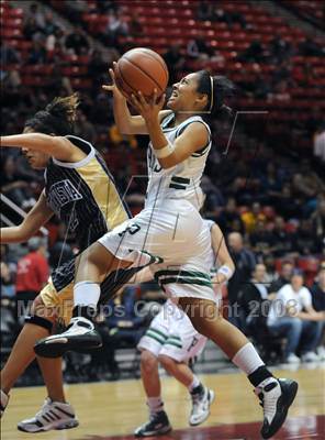 Thumbnail 2 in Bonita Vista vs. Poway (CIF SDS D1 Final) photogallery.