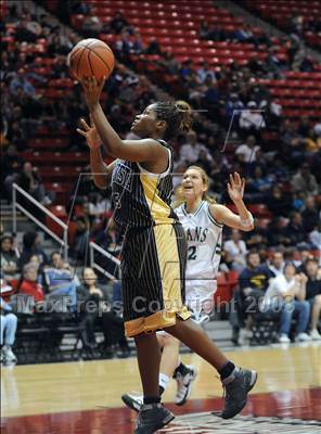 Thumbnail 1 in Bonita Vista vs. Poway (CIF SDS D1 Final) photogallery.