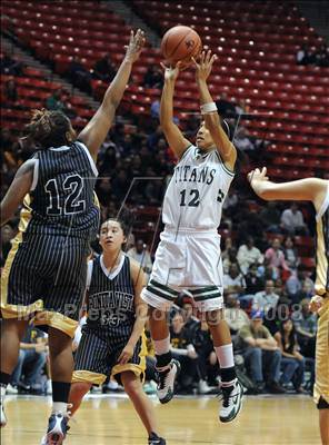 Thumbnail 1 in Bonita Vista vs. Poway (CIF SDS D1 Final) photogallery.