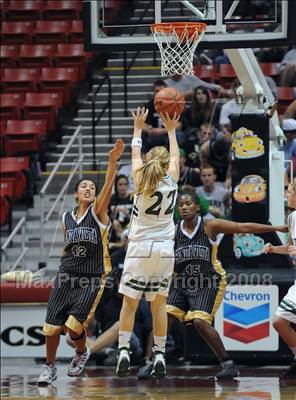 Thumbnail 2 in Bonita Vista vs. Poway (CIF SDS D1 Final) photogallery.