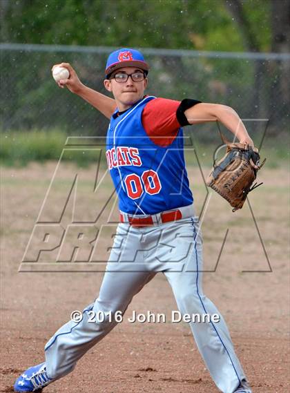 Thumbnail 3 in Mora @ McCurdy photogallery.