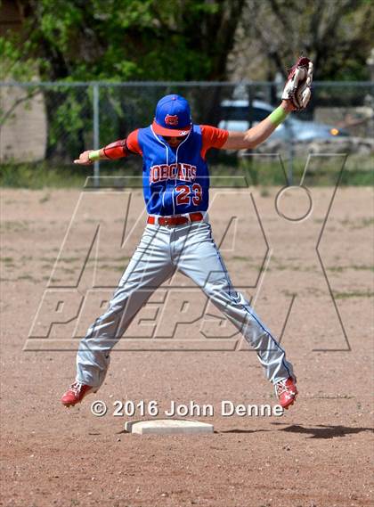 Thumbnail 3 in Mora @ McCurdy photogallery.