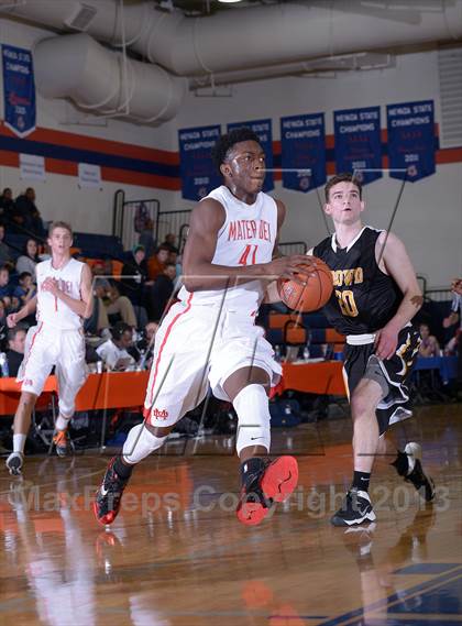 Thumbnail 3 in Bishop O'Dowd vs. Mater Dei (Tarkanian Classic) photogallery.