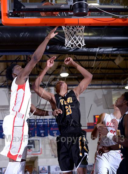 Thumbnail 1 in Bishop O'Dowd vs. Mater Dei (Tarkanian Classic) photogallery.
