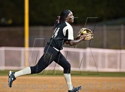 Thumbnail 3 in Righetti vs. Sunny Hills (CIF SS D3 Final) photogallery.