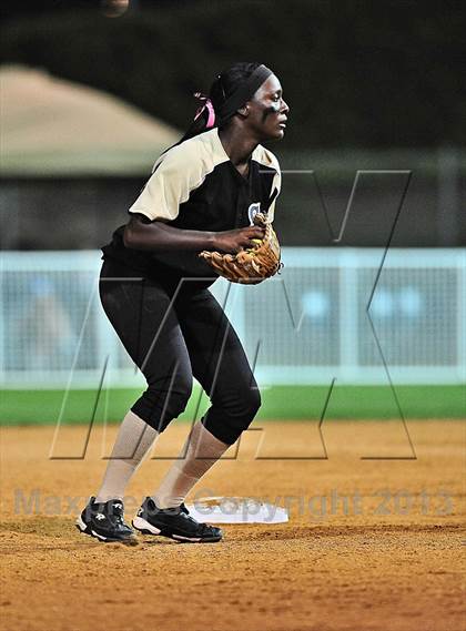 Thumbnail 3 in Righetti vs. Sunny Hills (CIF SS D3 Final) photogallery.