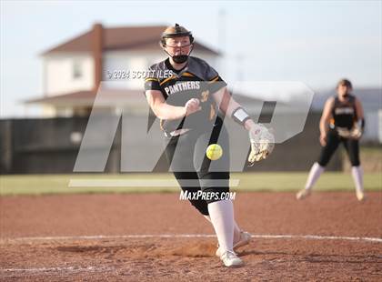 Thumbnail 3 in Miami Trace @ Amanda-Clearcreek photogallery.