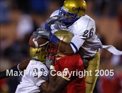 Thumbnail 2 in Crenshaw vs. Taft (Section Final) photogallery.