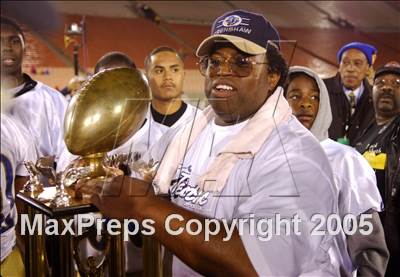 Thumbnail 2 in Crenshaw vs. Taft (Section Final) photogallery.