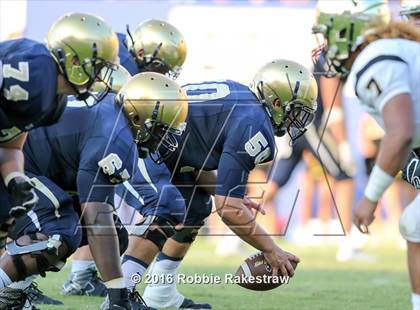 Thumbnail 2 in Plano East vs. Dallas Jesuit photogallery.