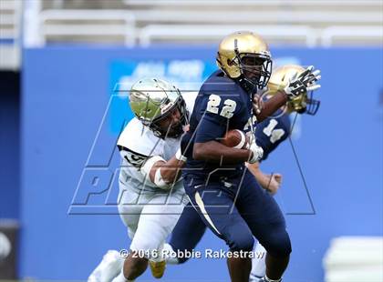 Thumbnail 3 in Plano East vs. Dallas Jesuit photogallery.
