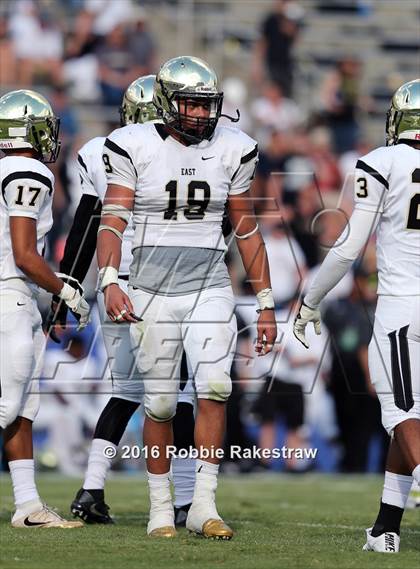 Thumbnail 3 in Plano East vs. Dallas Jesuit photogallery.