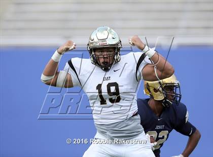 Thumbnail 1 in Plano East vs. Dallas Jesuit photogallery.