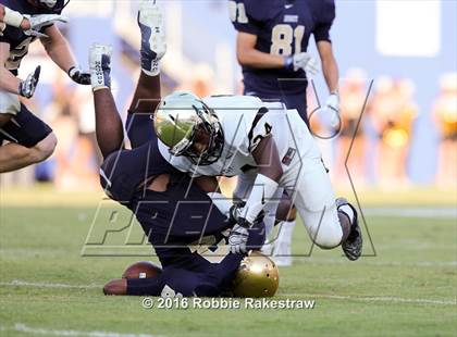 Thumbnail 3 in Plano East vs. Dallas Jesuit photogallery.