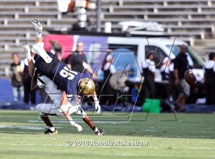 Thumbnail 3 in Plano East vs. Dallas Jesuit photogallery.