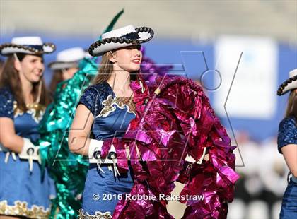 Thumbnail 2 in Plano East vs. Dallas Jesuit photogallery.