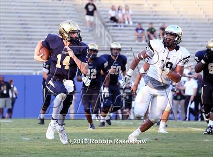 Thumbnail 1 in Plano East vs. Dallas Jesuit photogallery.
