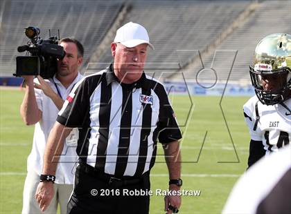 Thumbnail 1 in Plano East vs. Dallas Jesuit photogallery.