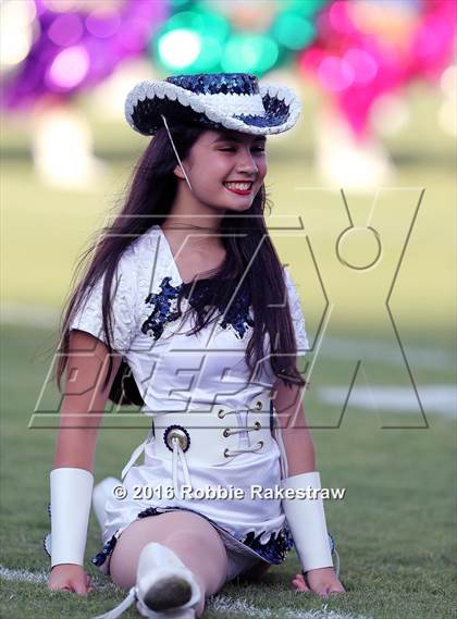 Thumbnail 1 in Plano East vs. Dallas Jesuit photogallery.
