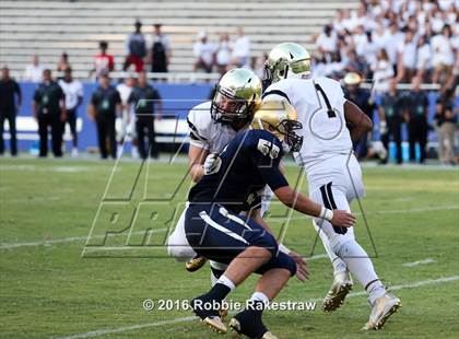 Thumbnail 3 in Plano East vs. Dallas Jesuit photogallery.