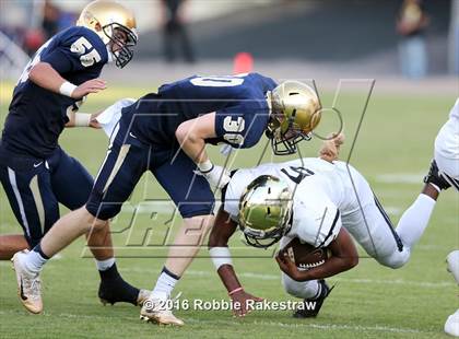 Thumbnail 2 in Plano East vs. Dallas Jesuit photogallery.