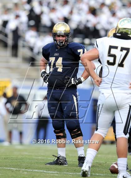 Thumbnail 3 in Plano East vs. Dallas Jesuit photogallery.
