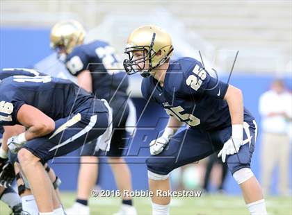 Thumbnail 2 in Plano East vs. Dallas Jesuit photogallery.