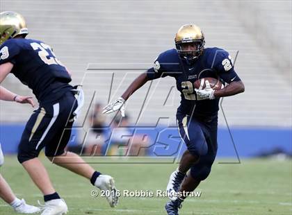Thumbnail 2 in Plano East vs. Dallas Jesuit photogallery.