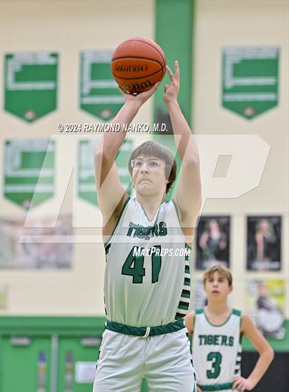 Thumbnail 1 in Frankton @ Yorktown  photogallery.