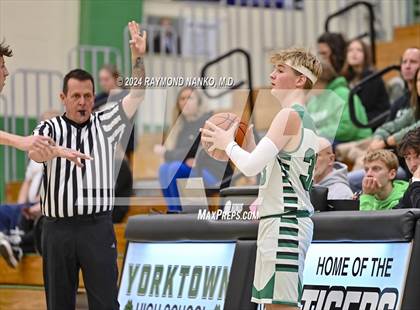 Thumbnail 1 in Frankton @ Yorktown  photogallery.