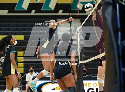 Thumbnail 3 in Olympian vs Rancho Buena Vista (CIF SDS D2 Quarterfinals) photogallery.