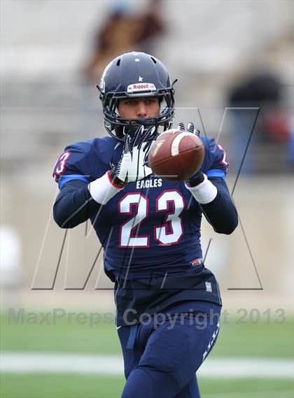 Thumbnail 3 in Allen vs. Westfield (UIL 5A Division 1 Region II Final) photogallery.
