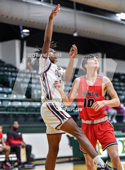 Thumbnail 2 in Jefferson vs. Kountze (Holiday Hoops Classic) photogallery.