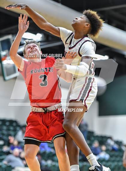 Thumbnail 1 in Jefferson vs. Kountze (Holiday Hoops Classic) photogallery.