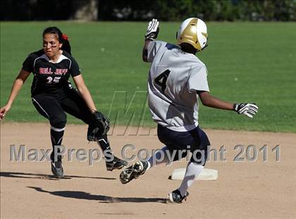 Thumbnail 2 in Notre Dame @ Bellarmine-Jefferson photogallery.