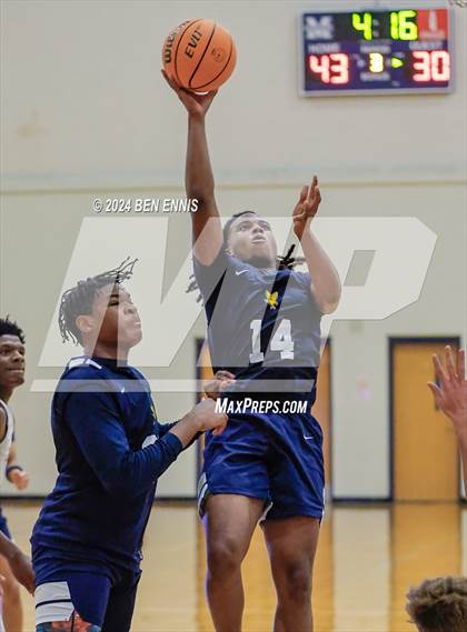Thumbnail 3 in Eagle's Landing vs. Etowah (Lemon Street Classic) photogallery.