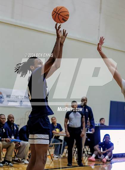 Thumbnail 2 in Eagle's Landing vs. Etowah (Lemon Street Classic) photogallery.