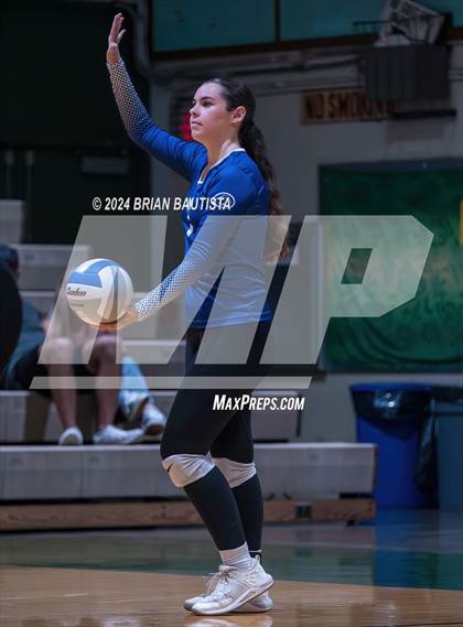 Thumbnail 1 in Maui Prep vs. Le Jardin Academy (HHSAA D2 Quarterfinals) photogallery.