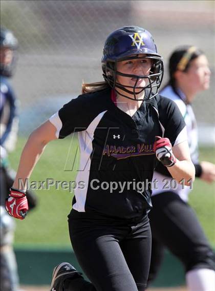 Thumbnail 2 in Concord vs Amador Valley (Queen Of The Mountain) photogallery.